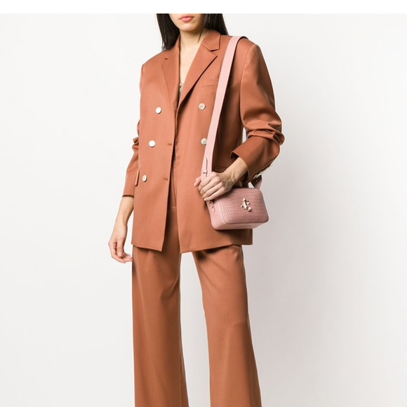 JIMMY CHOO VARENE CROCODILE-EFFECT CAMERA BAG - Picture 3 of 8